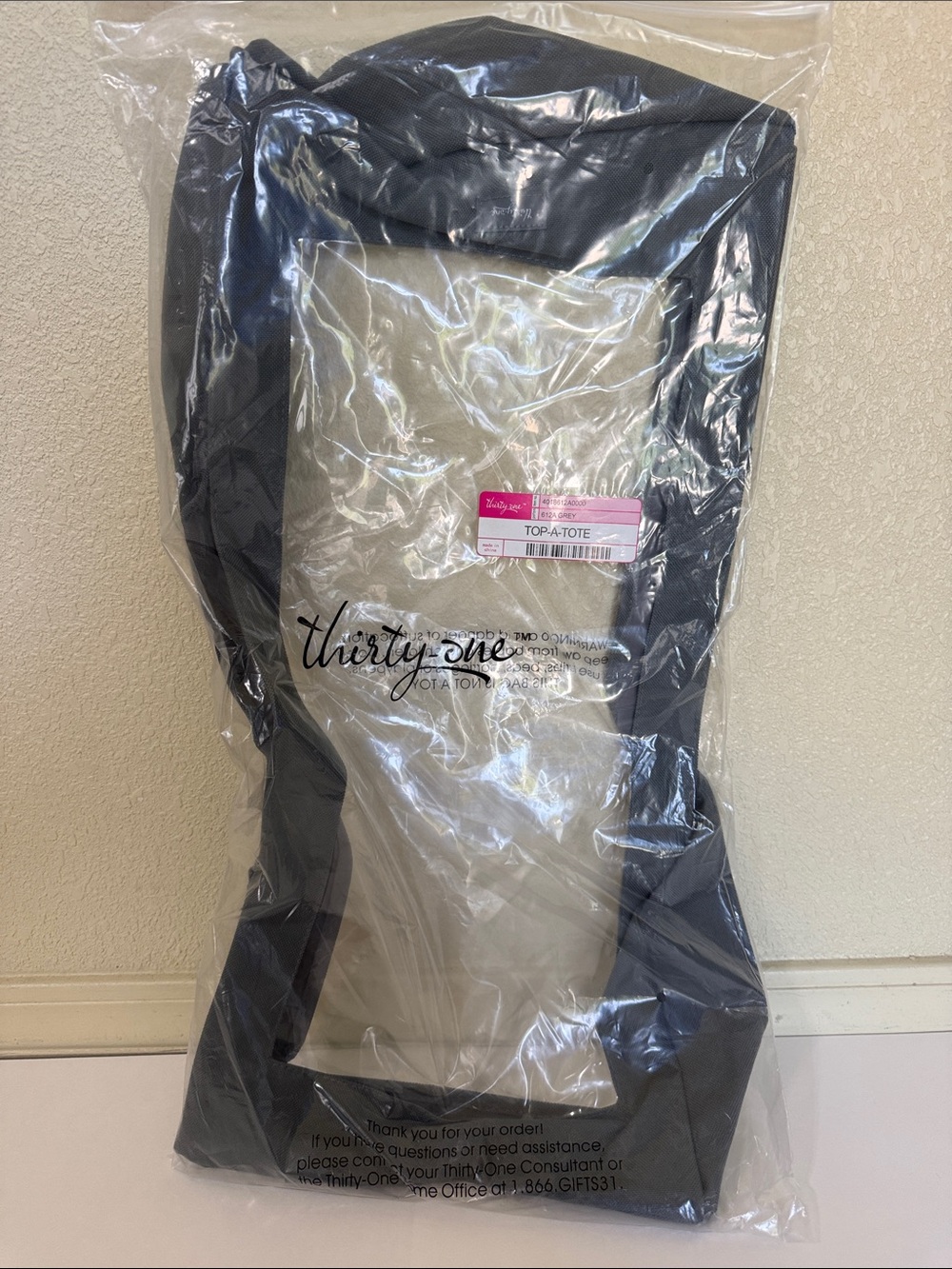 Thirty-One Top a Tote Grey